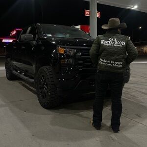 Meet your Posher, Jose